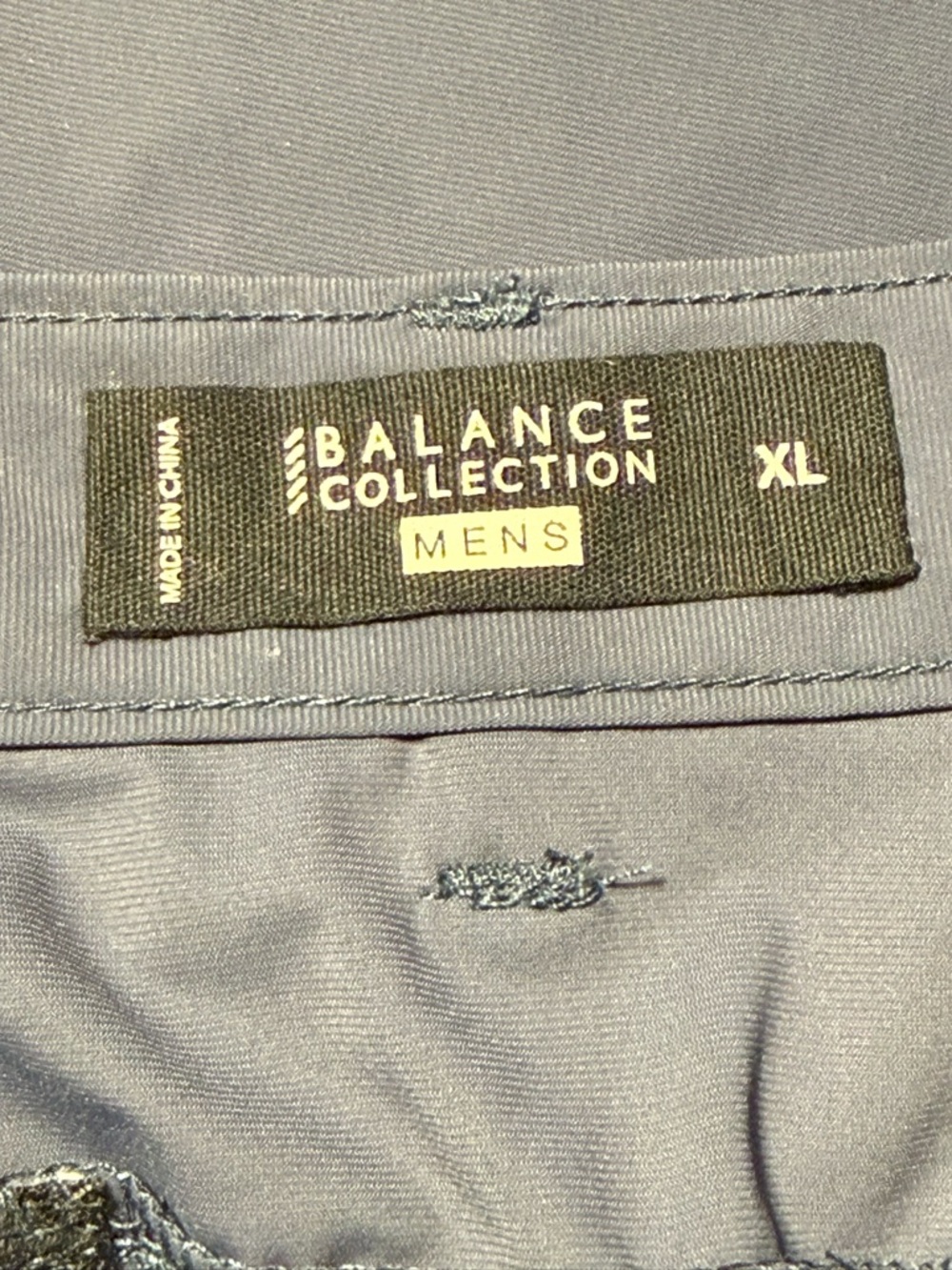 Balance Collection Men's Navy Blue Athletic Shorts With Zip Pockets NWT Size XL - Picture 2 of 9